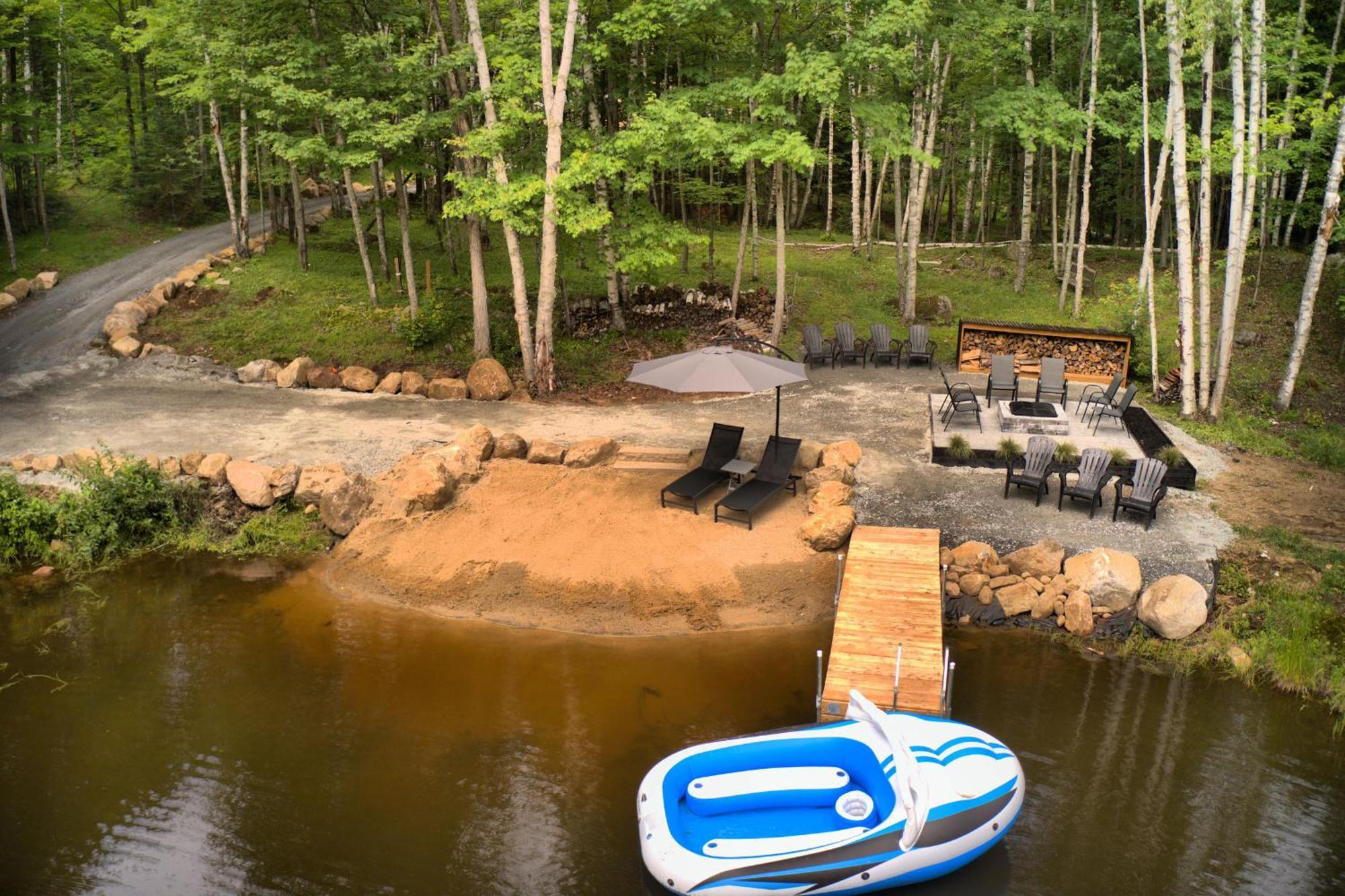 Kallm-Mont-Tremblant Chalet With Hot Tub, Pond & Beach On Private 7Acre Estate Lac-Superieur Exterior foto